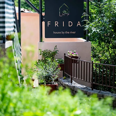 アパート Apartma Frida モスト ナ ソシ